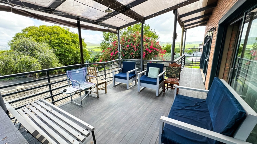 4 Bedroom Property for Sale in Fraaiuitsig Western Cape